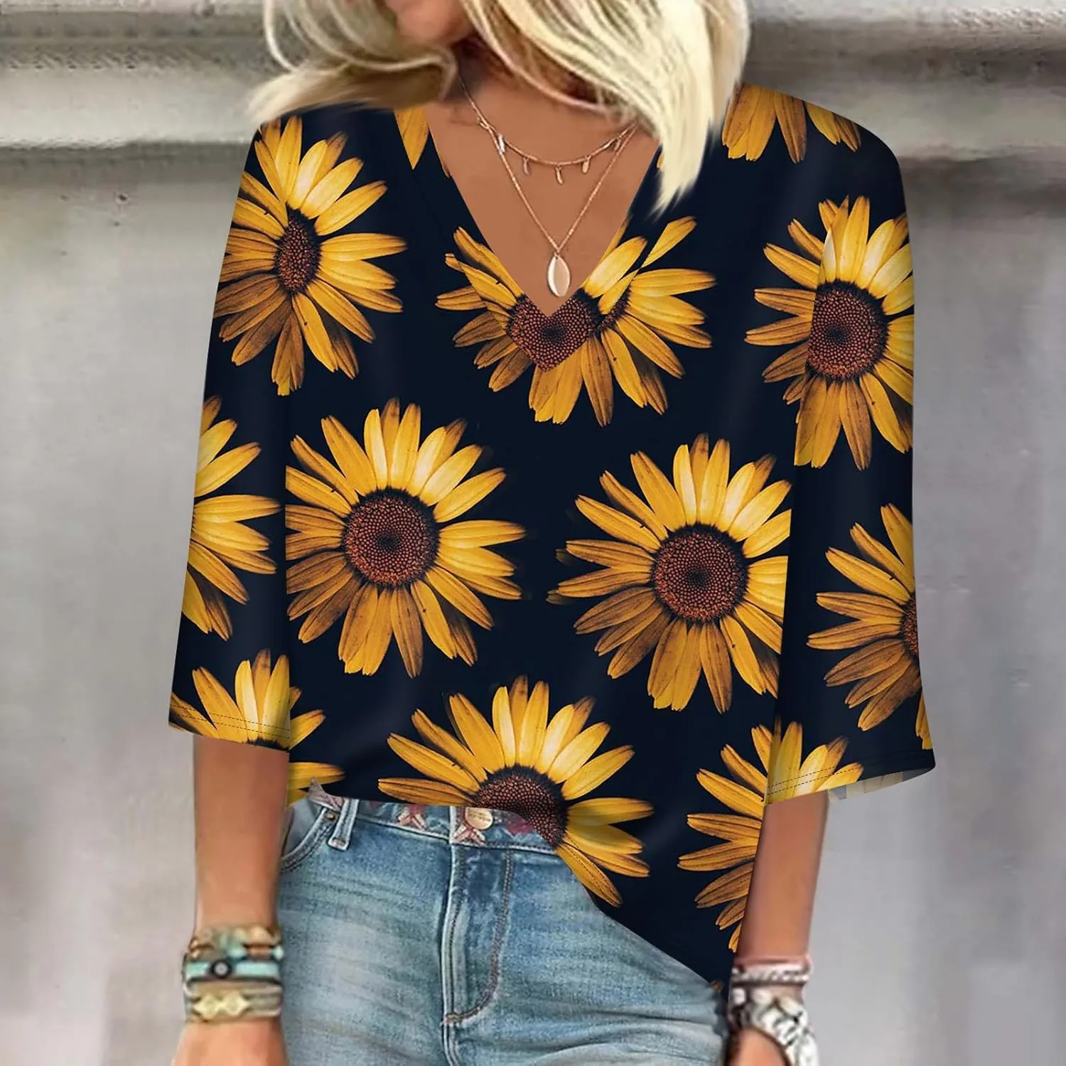 3/4 Sleeve T Shirts for Women V Neck 3/4 Sleeve Pullover Floral Print Baggy T Shirts Business Cute Work Tops