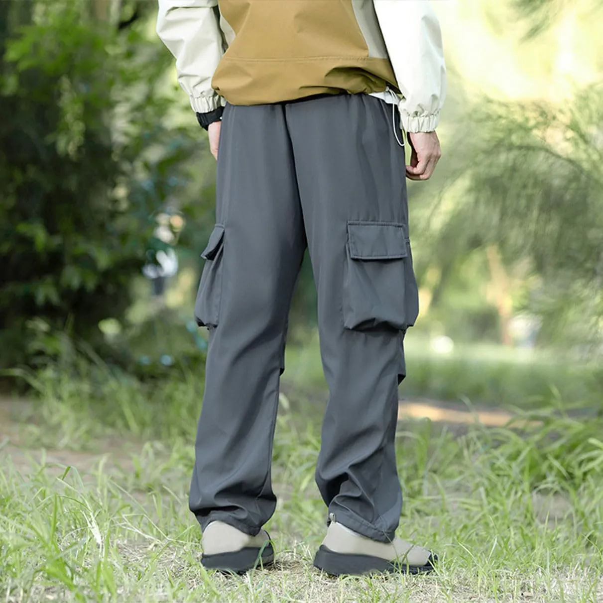 Baggy Cargo Pants Men Multi-Pockets Solid Color Hiking Pants Elastic Waist Drawstring Outdoor Pants Straight Leg Pants