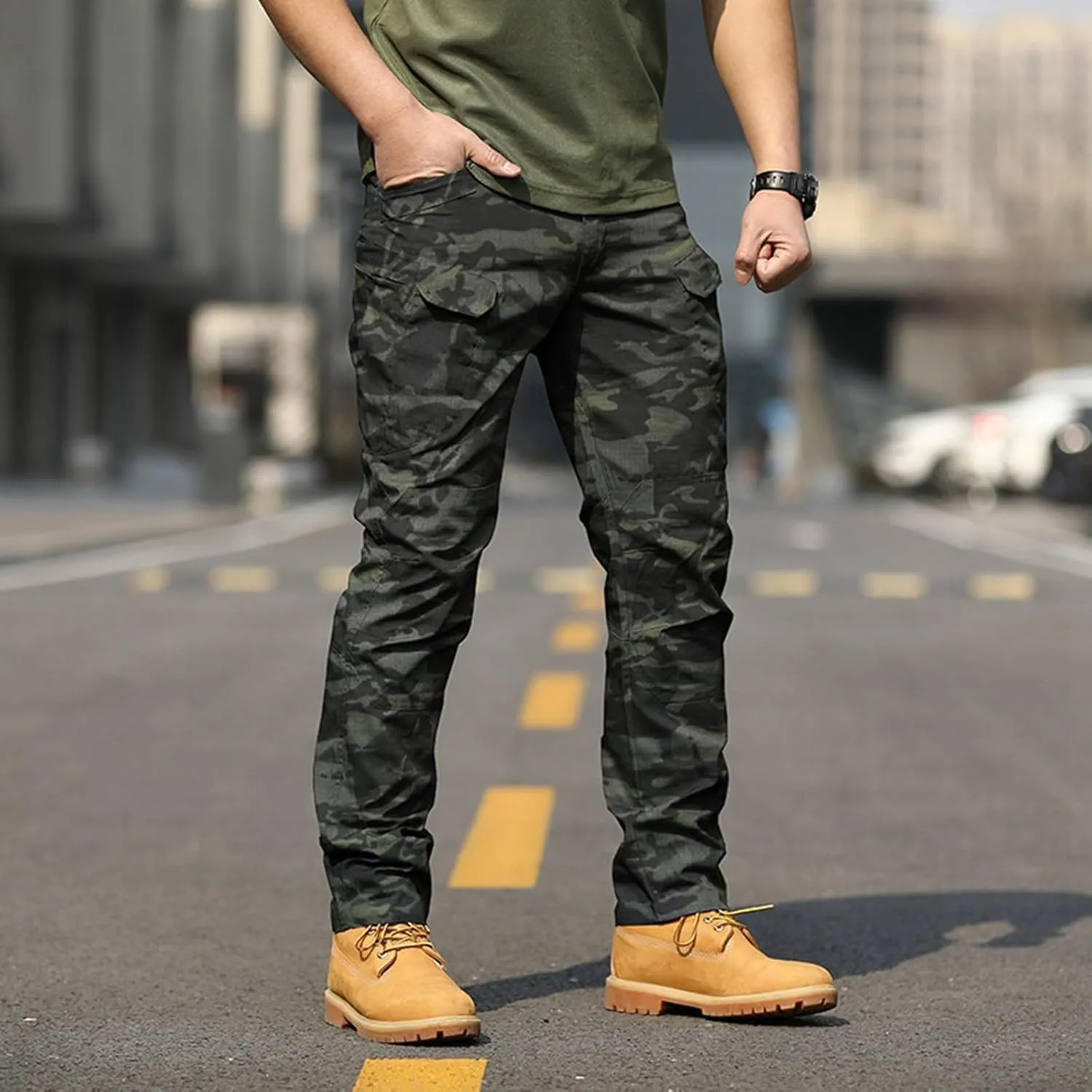 Mens Tactical Cargo Pants Work Hiking Pants Lightweight Outdoor Pants with Multi Pockets Relaxed Fit Camo Cargo Pants