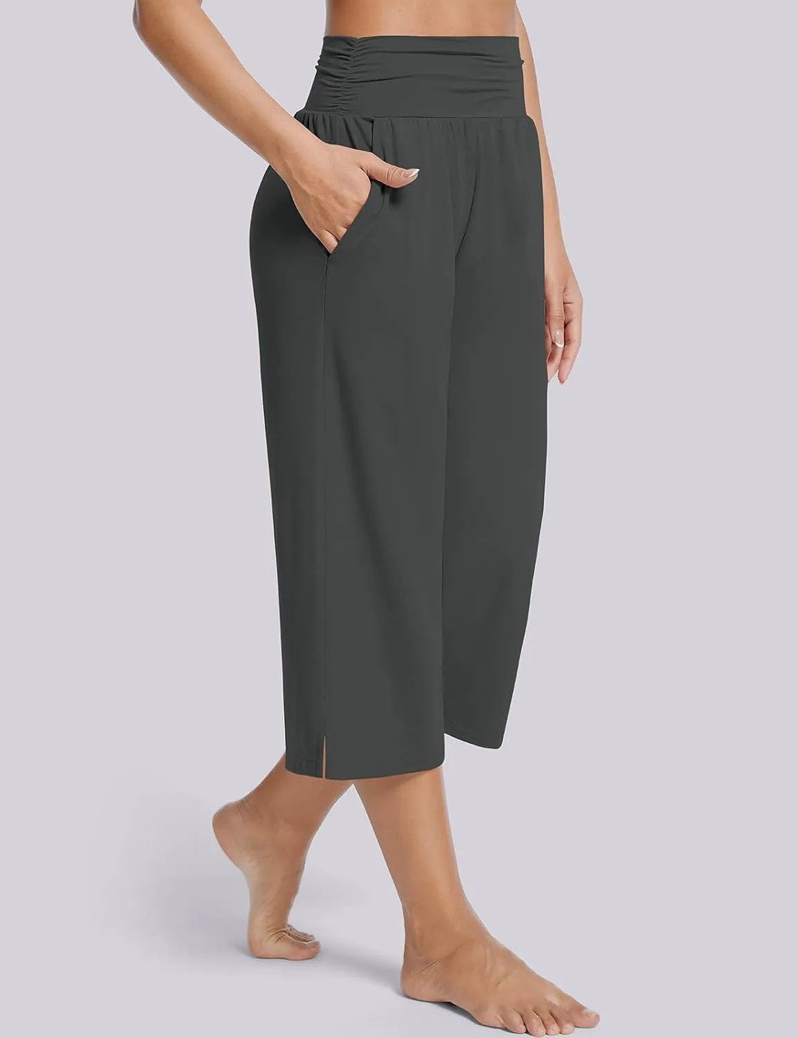 UEU Women's Summer Capris Yoga Pants for Women High Waisted Casual Wide Leg Loose Soft Pajamas with Pockets