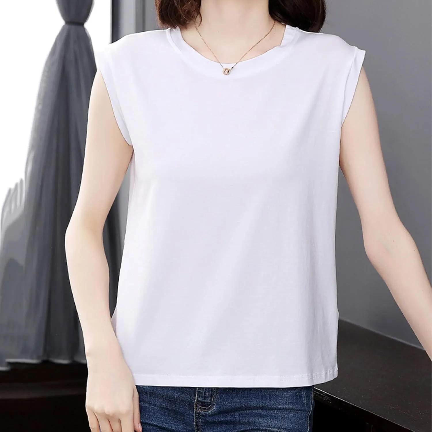 Womens Tank Tops Summer 2025 Casual Soft Comfy Plus Size Vests Round Neck Sleeveless Solid Color Loose T-Shirts